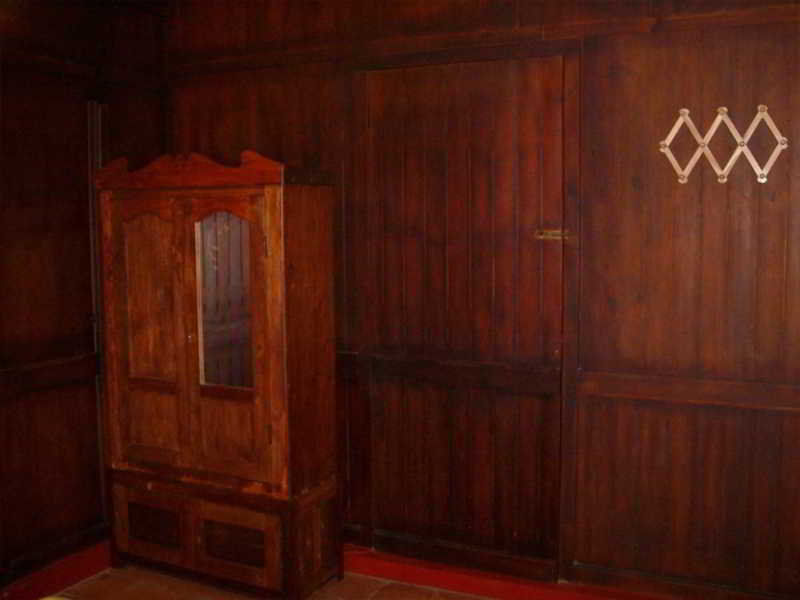 Adams Wood House Ayurveda Homestay Kochi Exterior foto